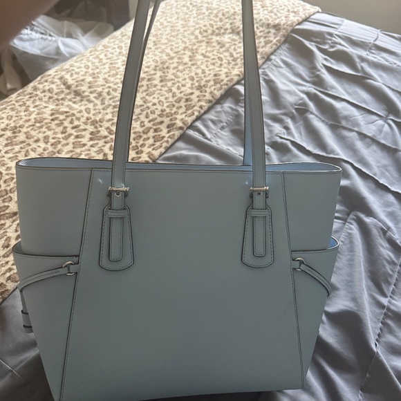 Purse - Picture 2 of 2